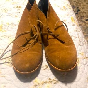 Lucky tan suede booties